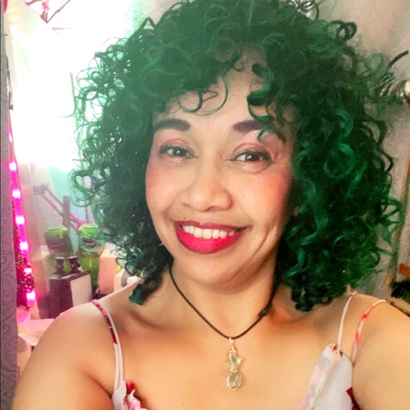 Meet your Posher, Chela - Picture 8 of 15